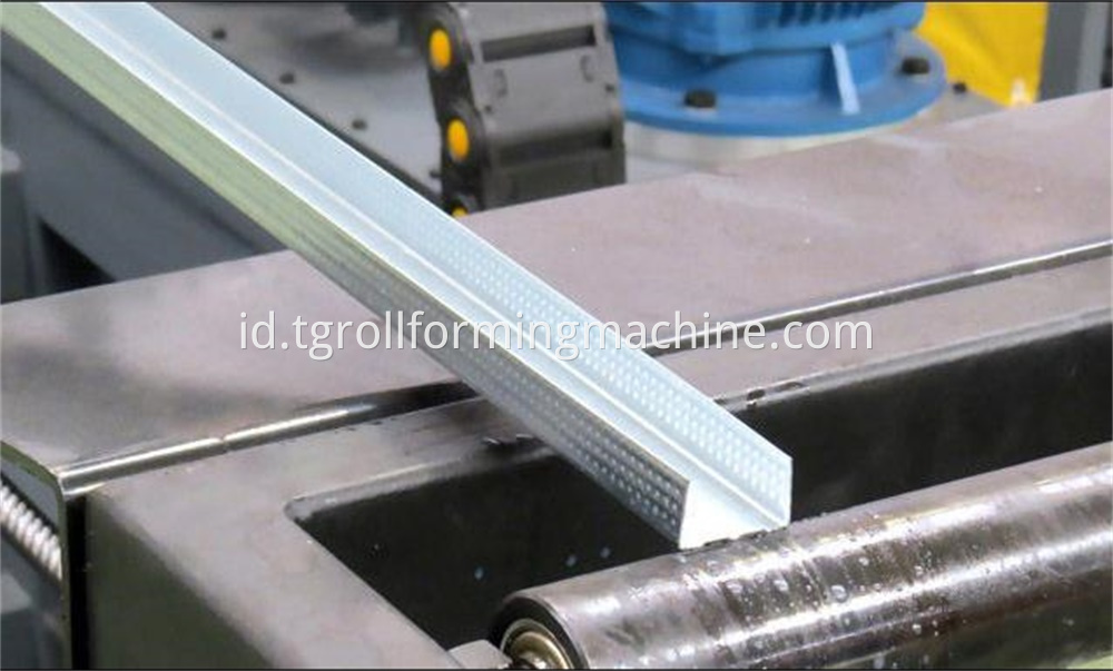 Ceiling Metal U Channel Roll Forming Machine